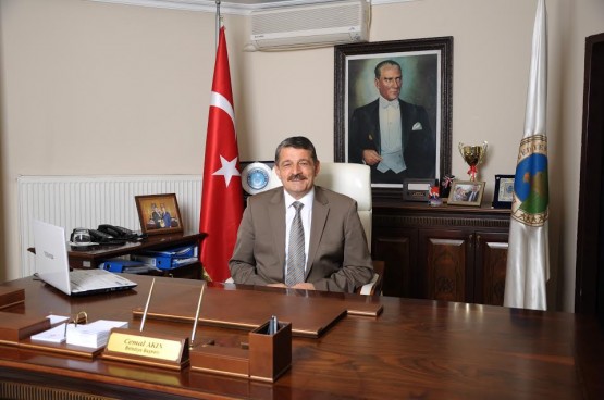 Bartın Belediye Başkanı ve MHP Belediye Başkan Adayı Cemal Akın