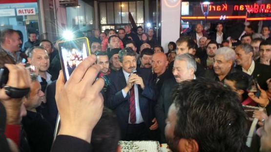 MHP Bartın Belediye Başkan Adayı Cemal Akın yeniden Bartın Belediye Başkanı seçildi