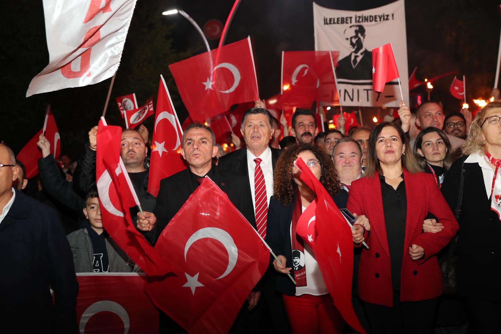 Emre Fel Bartınlılar'ı Coşturdu