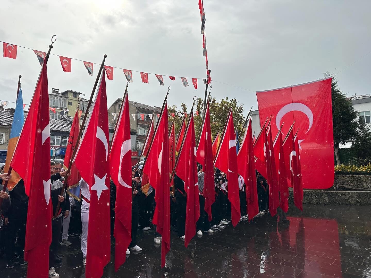 Bartın’da Cumhuriyetin 102.yılı kutlamaları başladı