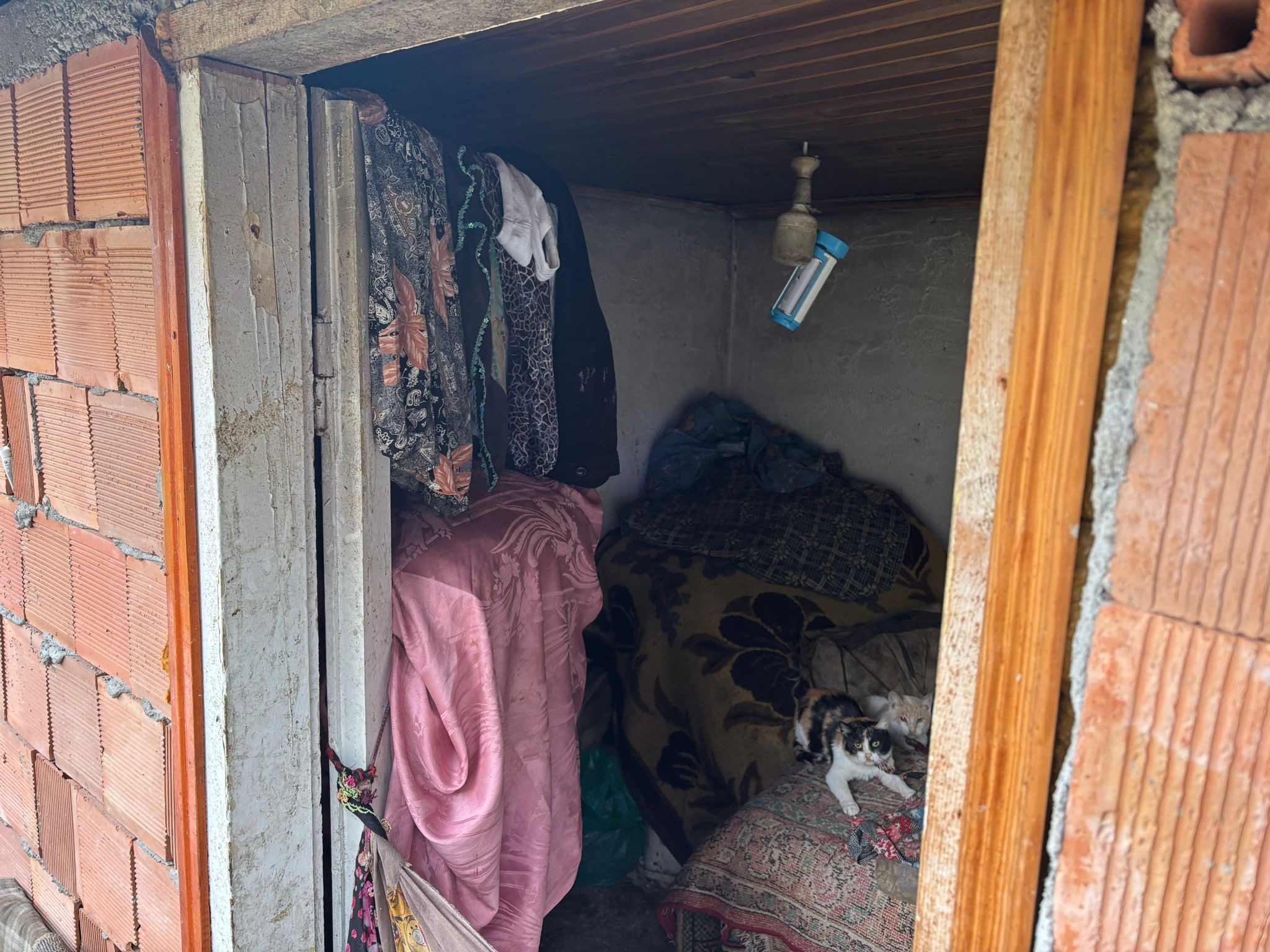 Meliha Teyze’nin Barakada Geçen Yaşam Mücadelesi