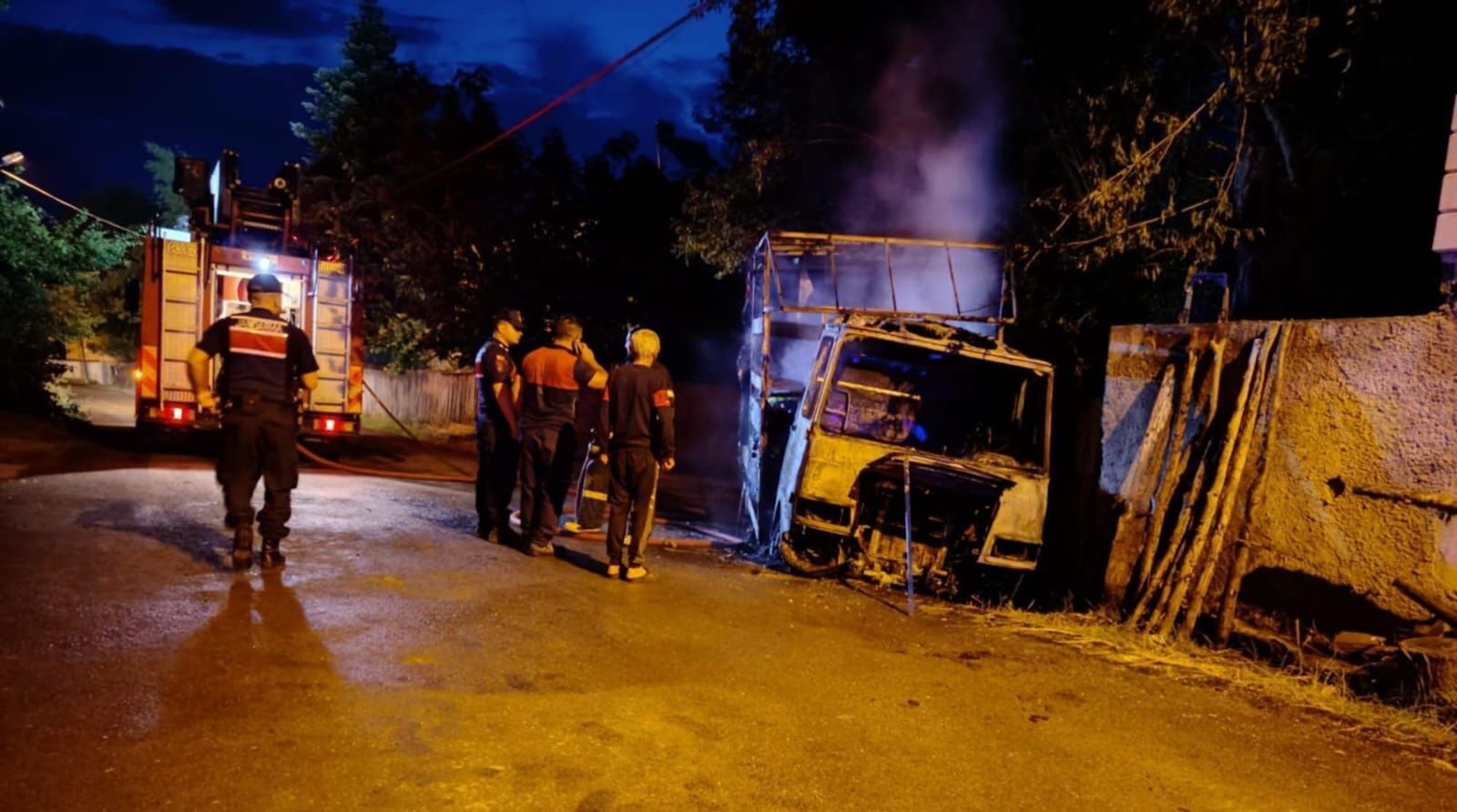 Araç Kundaklama Olayının Şüphelisi Kıskıvrak Yakalandı