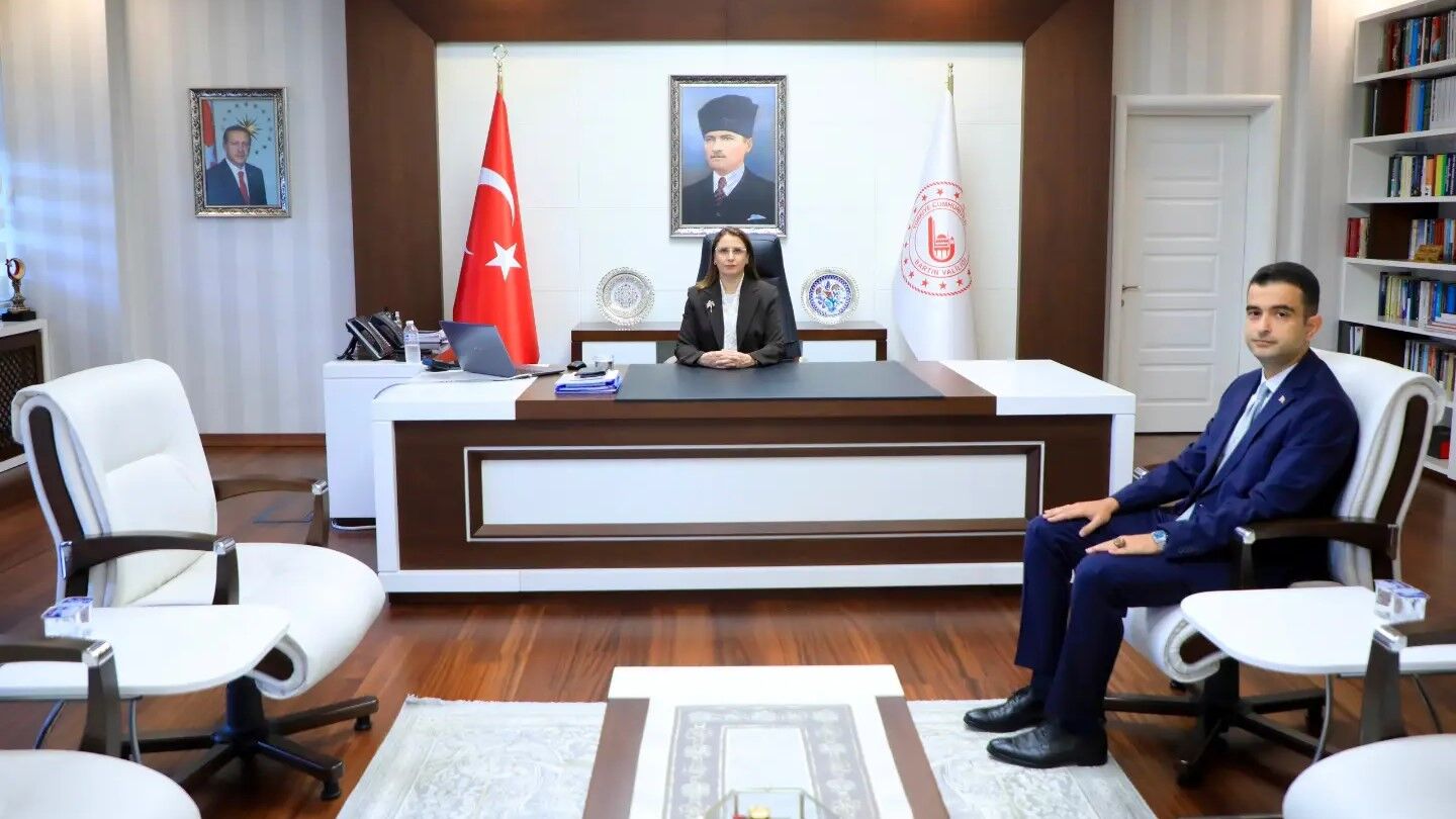 Ulus Kaymakamı Melikşah Şahin Görevine Başladı