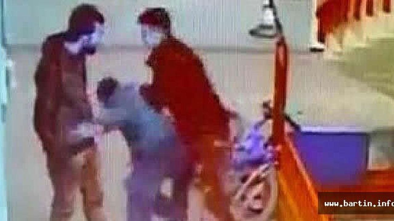 Emekli İşçinin Cüzdanını Gasp Eden 2 Kişiye Gözaltı