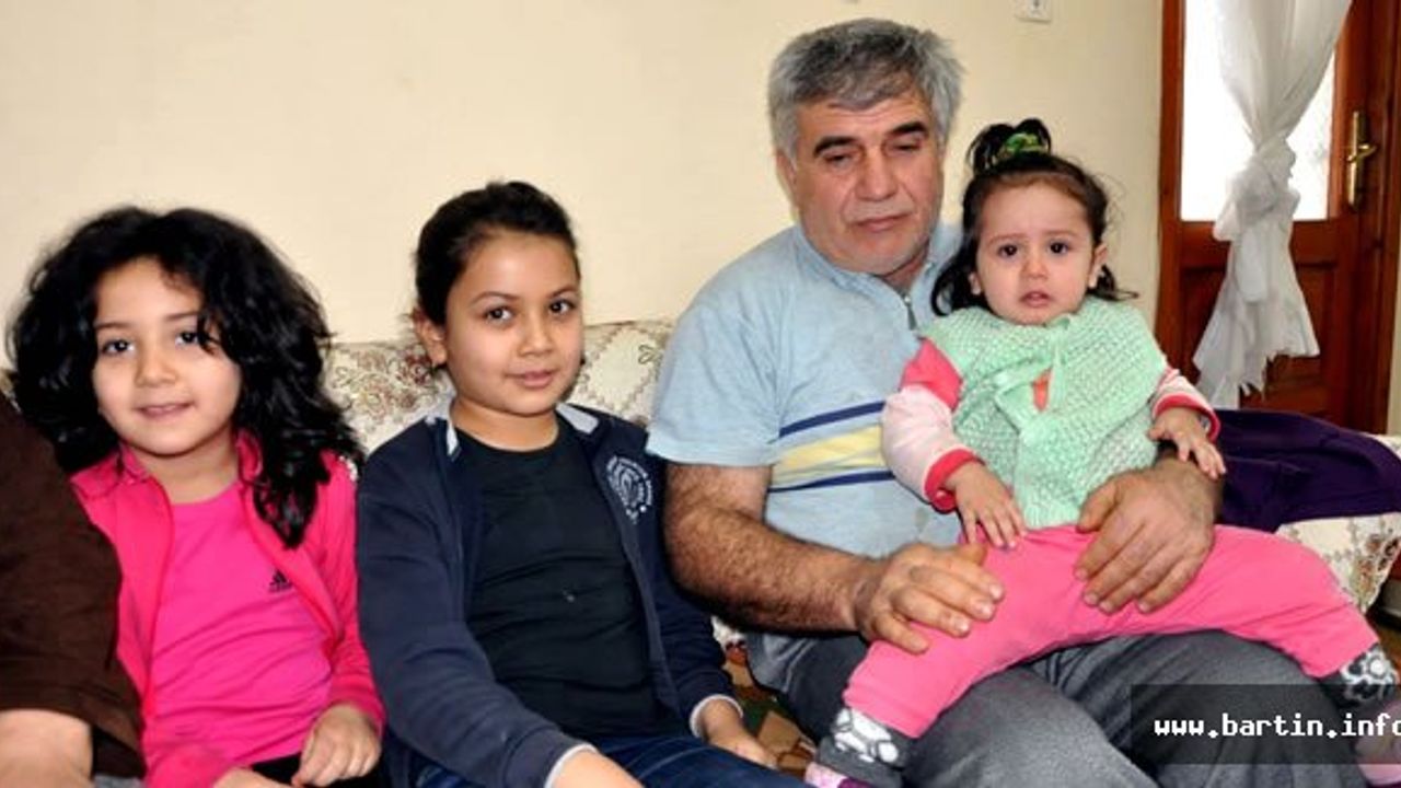 3 kardeş, annelerinin kanseri yenip dönmesini bekliyor