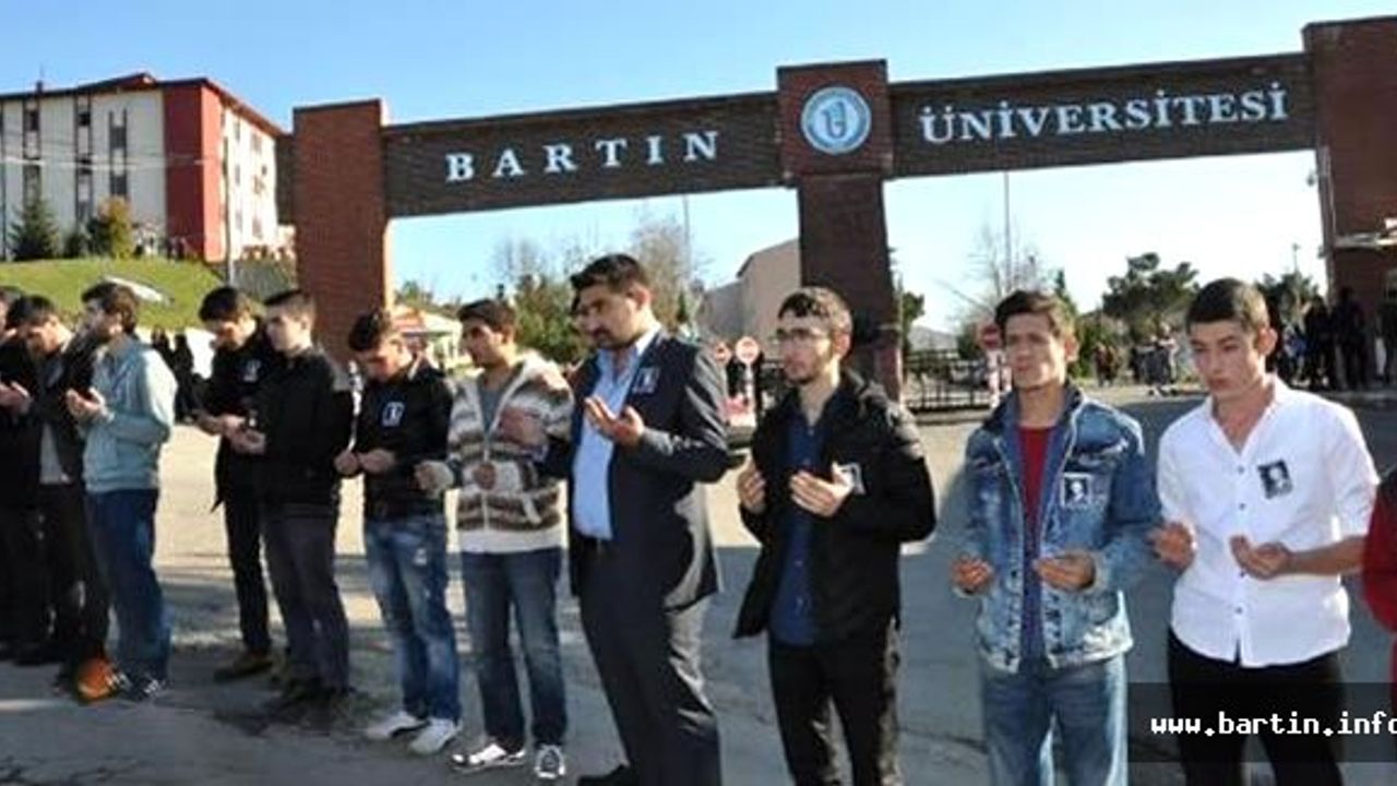 Bartın'da, Fırat Çakıroğlu için anma