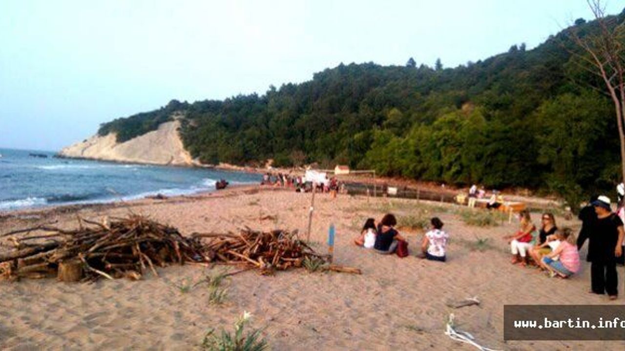 Serinlemek için denize giren genç boğuldu