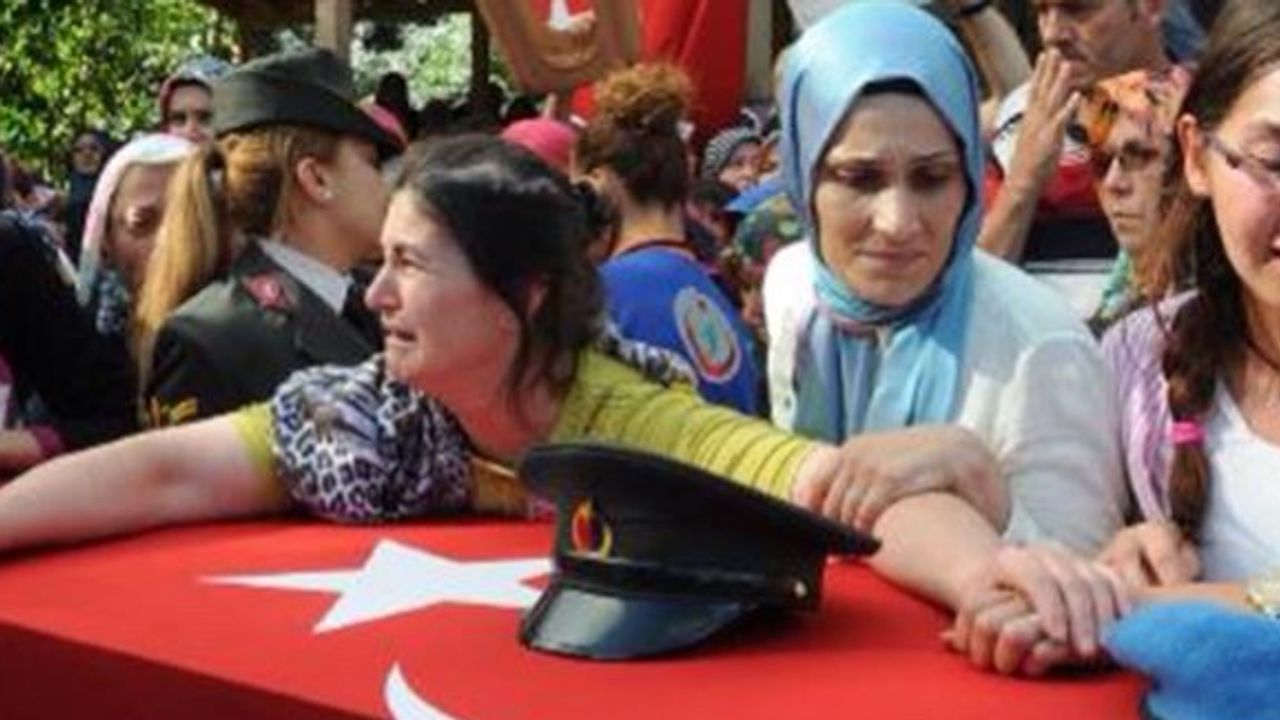 Dargeçit şehidini Bartın'da 10 bin kişi uğurladı