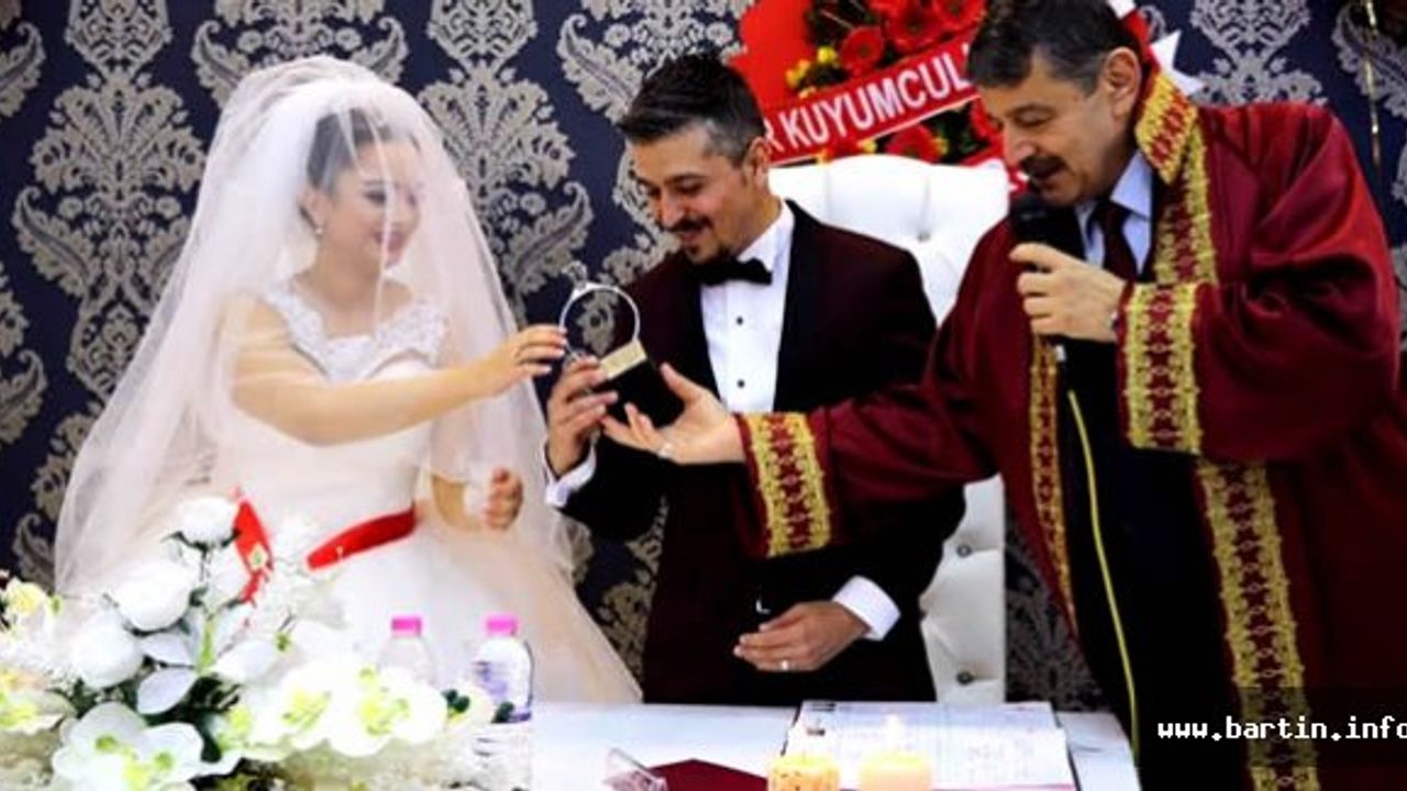 Akın: Her Fırsatta Halkla İç İçeyim