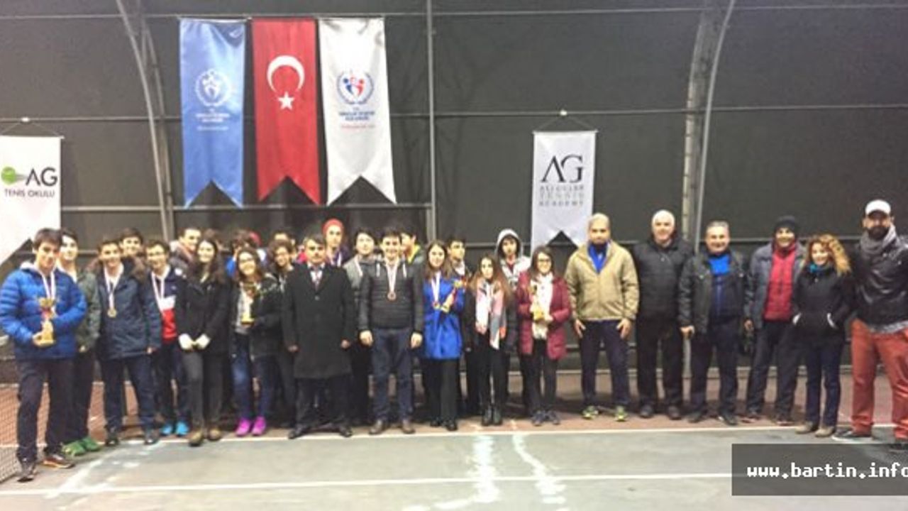 Liseler Arası Tenis Müsabakaları Sona Erdi