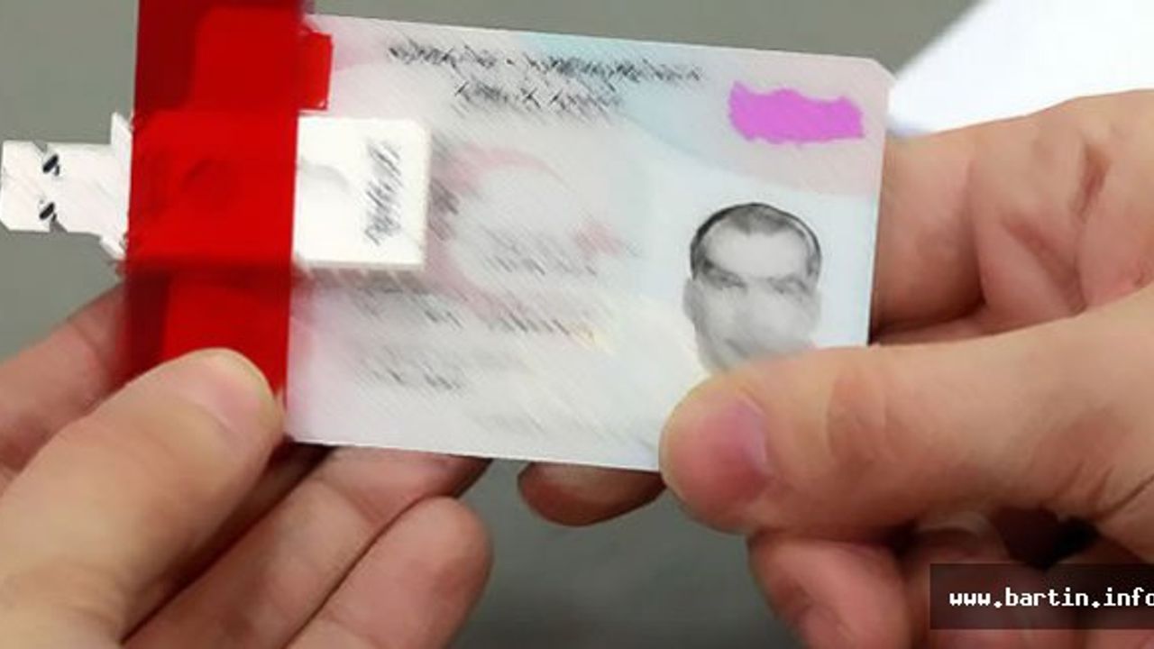 Yeni Kimlik Kartları 2 Ocak'tan İtibaren Dağıtılacak