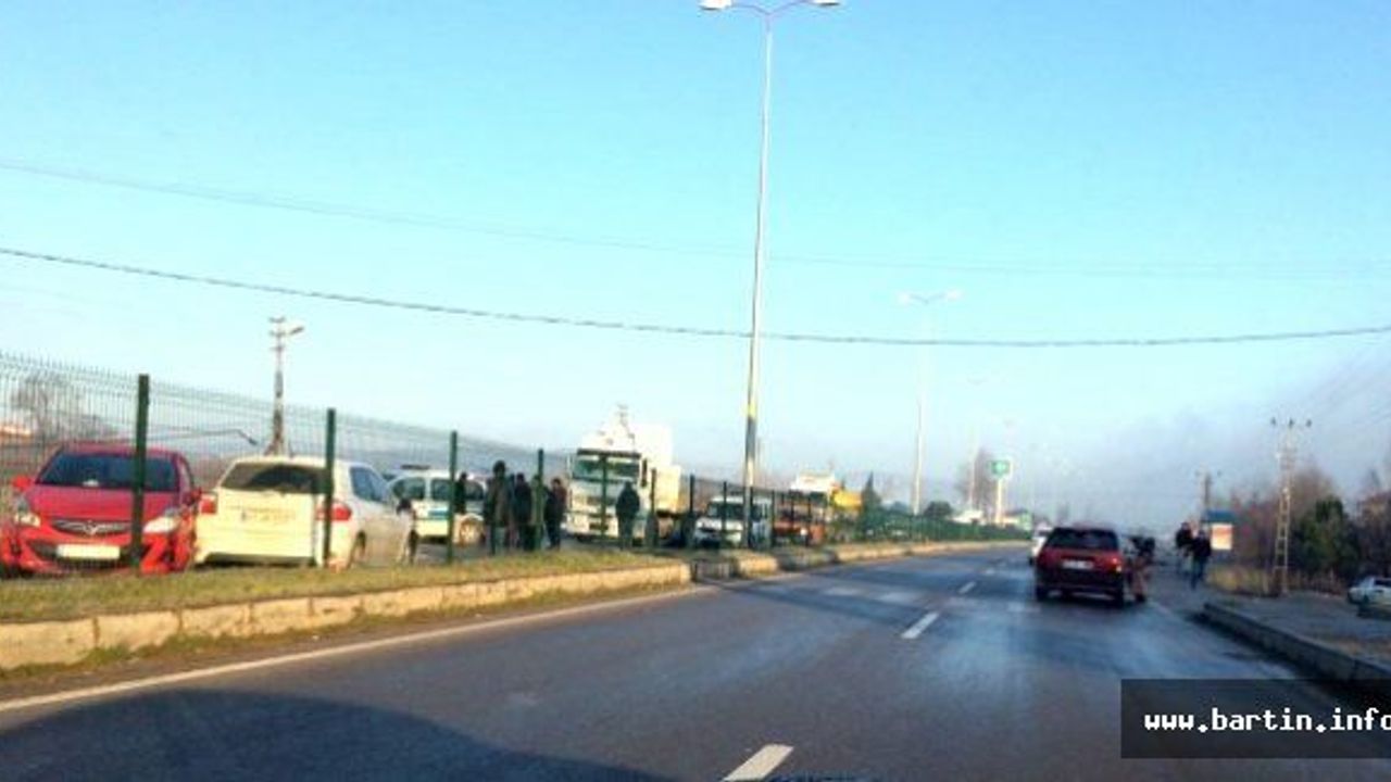 Bartın'da yollar buz pistine döndü