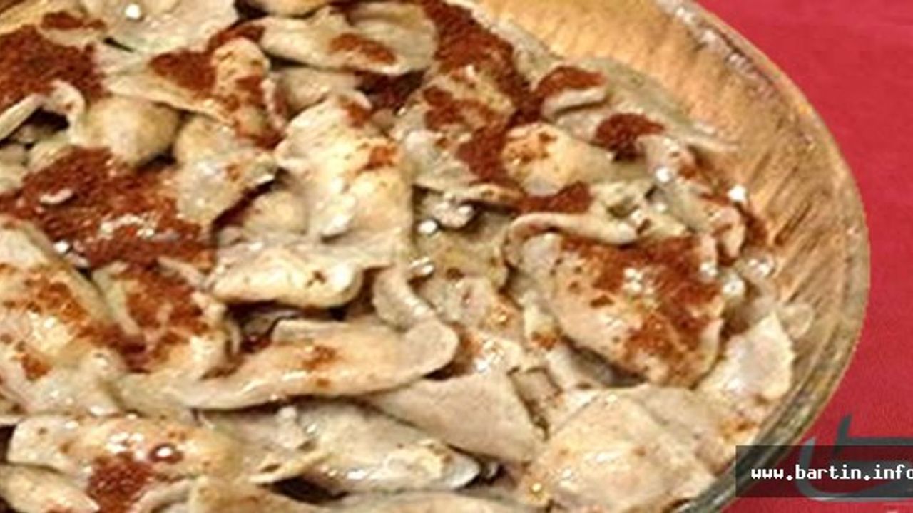 Kulaklı Makarna ve Süt Çiği - Bartın