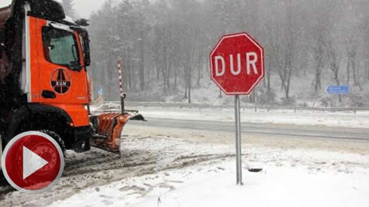 Bolu Dağı'nda yoğun kar yağışı etkili oluyor