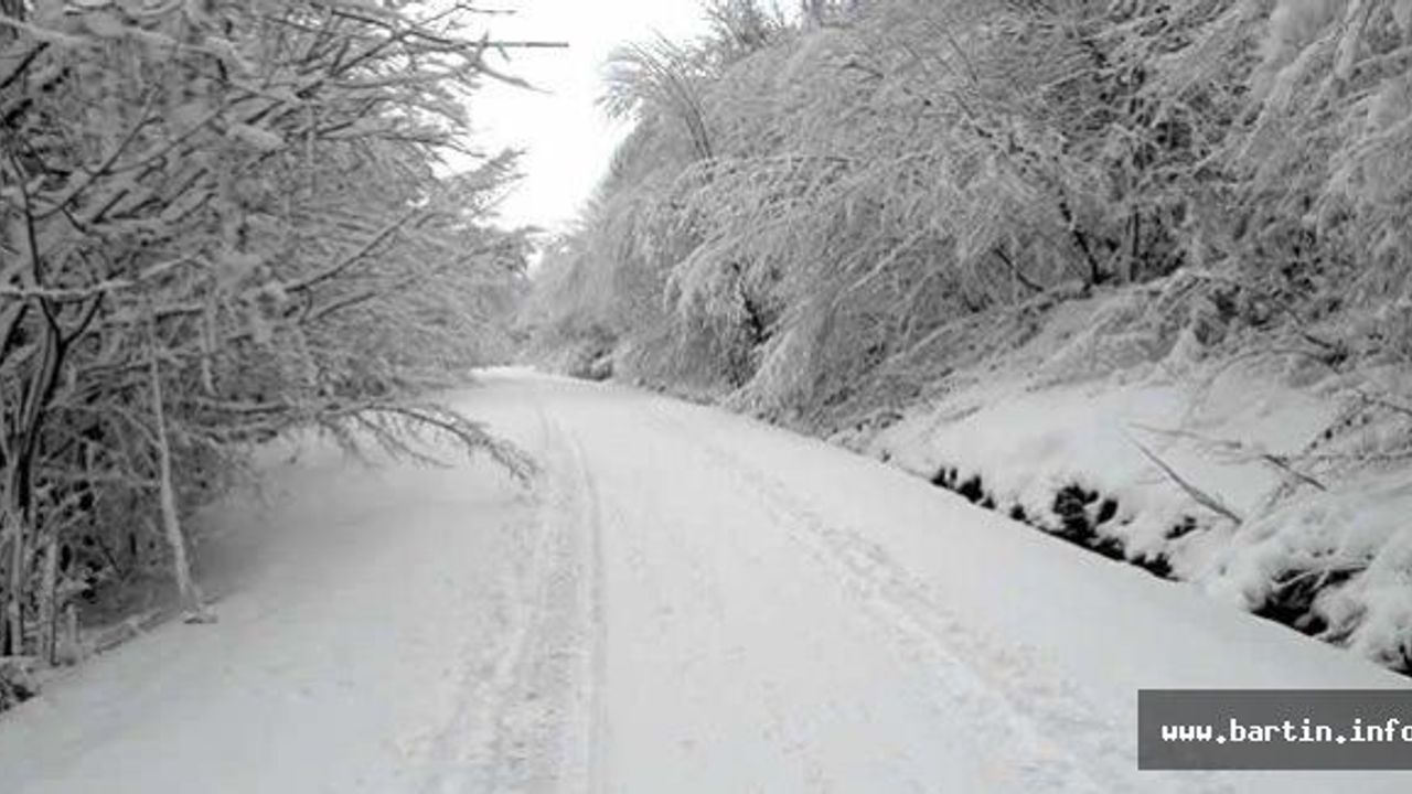 Ulus'ta Kardan Kapanan Yollar Açıldı