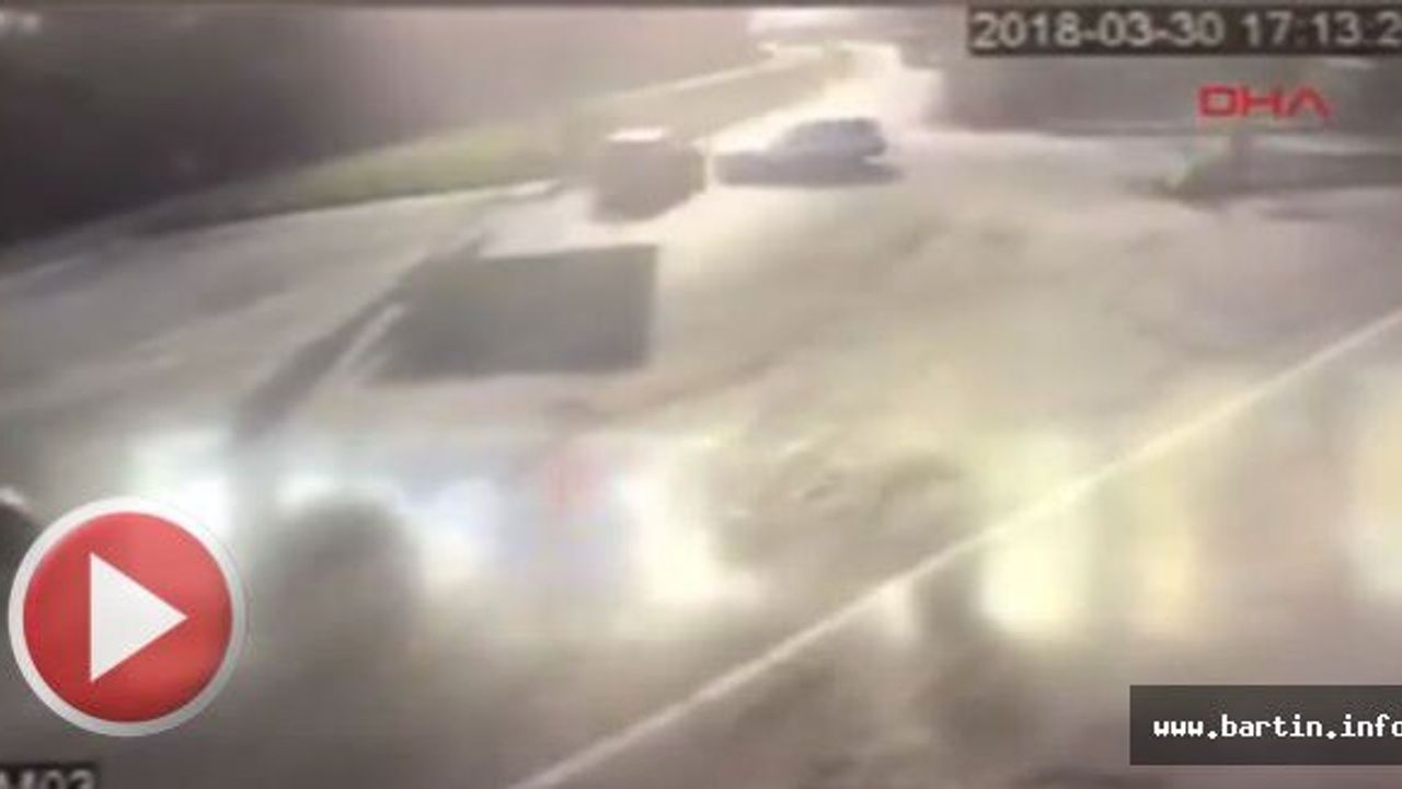 5 Kişinin yaralandığı O kaza kamerada