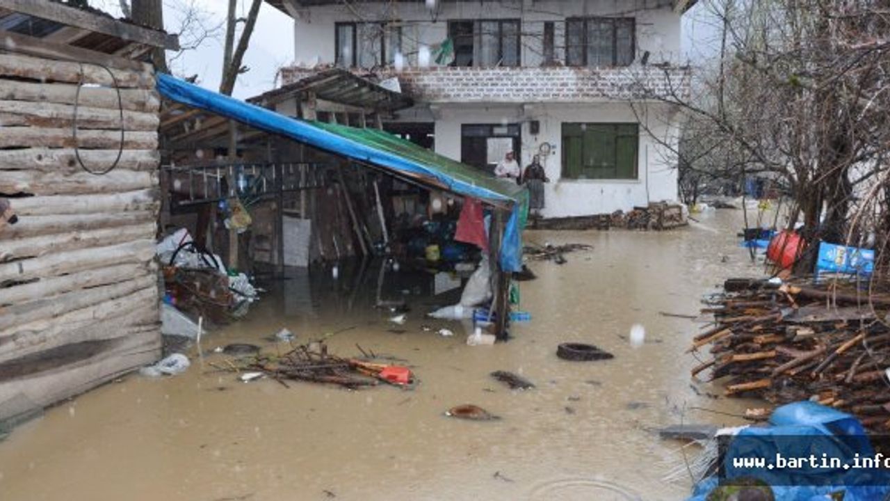 Baraj suları yükseldi, bazı evler boşaltıldı