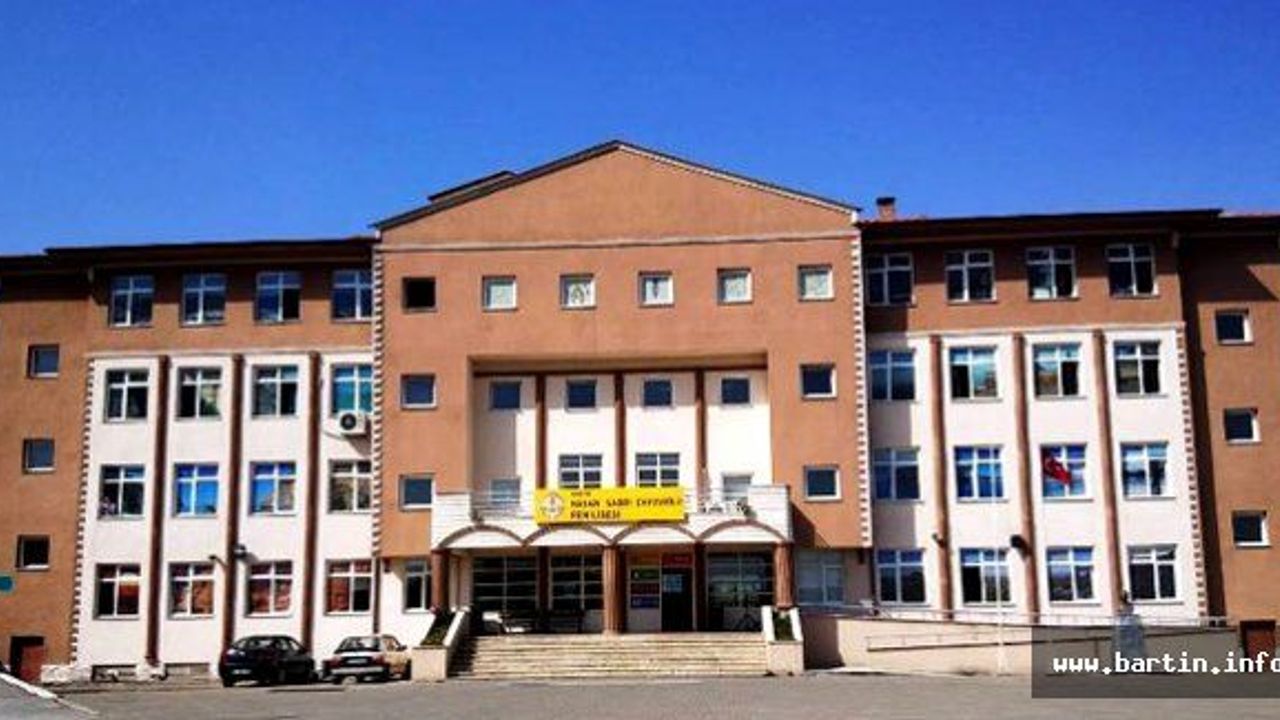Fen Lisesi'nin Kontenjanı Neden Düşürüldü ?