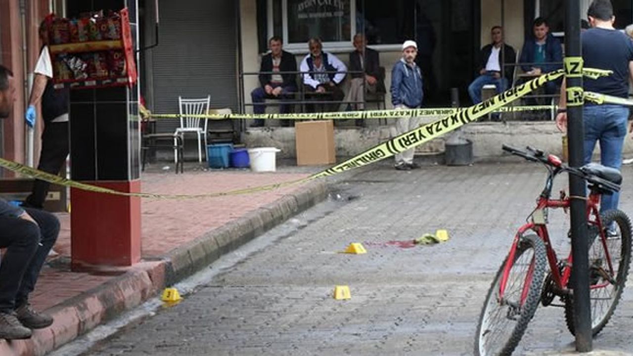 İki gün önce kavga ettiği kişiyi öldürdü
