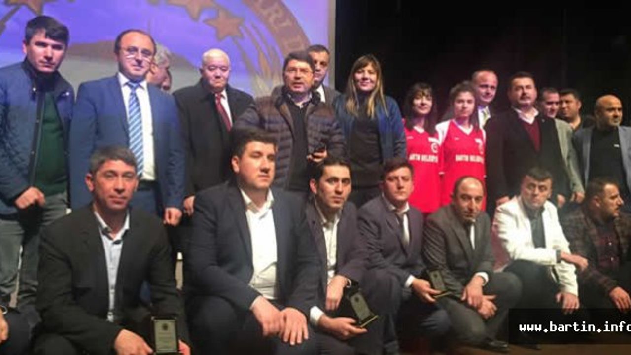 Tunç, İstanbul'da Dayanışma Gecesine Katıldı