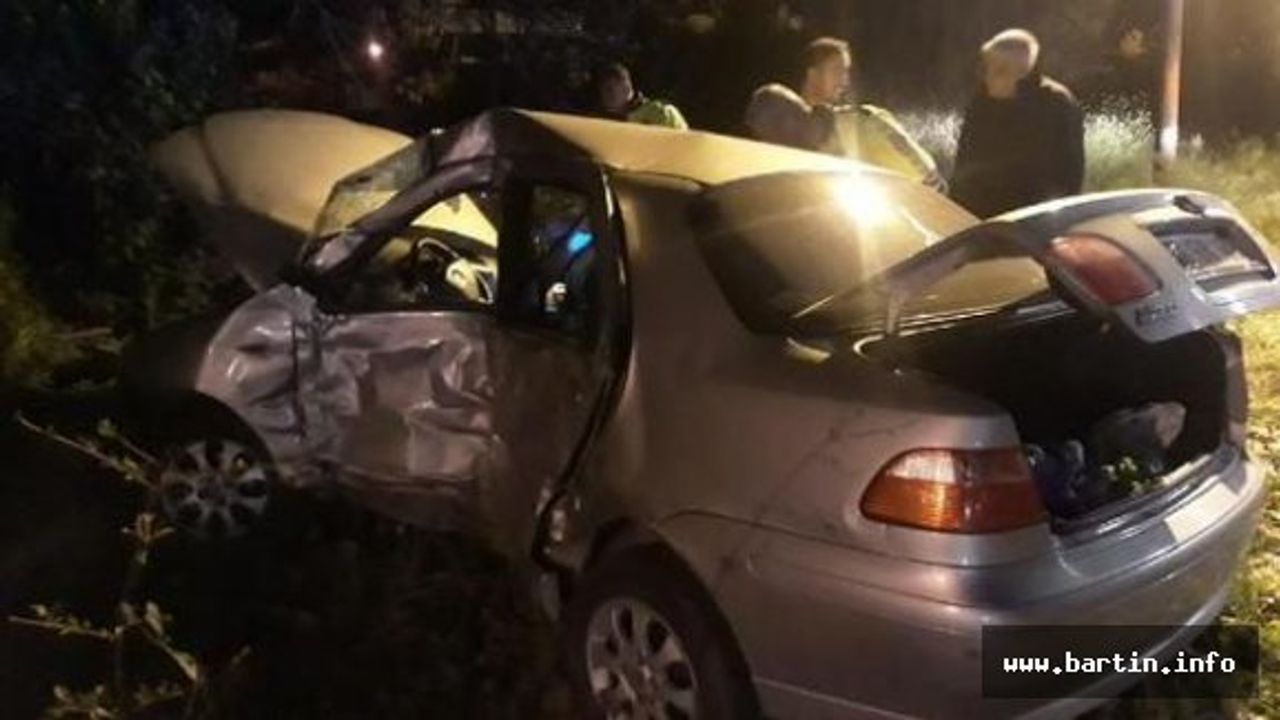 Otobüs ile otomobil çarpıştı: 3 yaralı