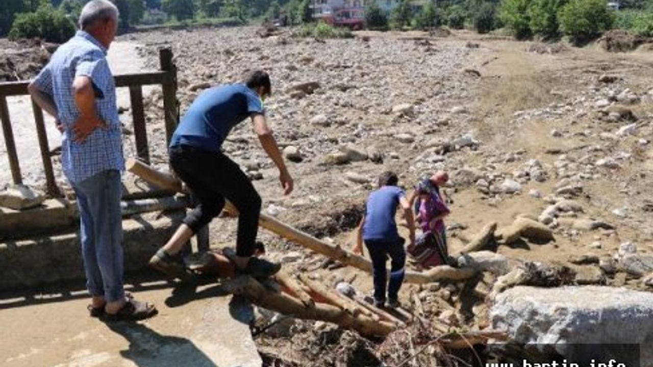 Akçakoca'da Sel Felaketi: 7 Kayıp