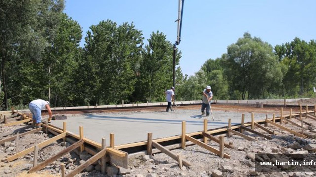 Kemerköprü'ye Park ve Spor Sahası