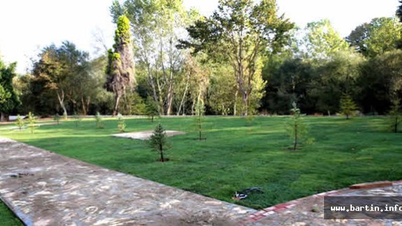Sera Alanı Elmalık Park'a Dönüşüyor