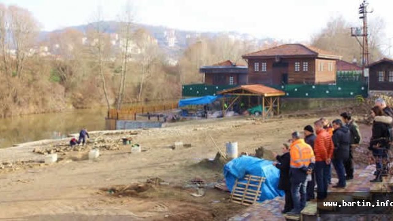 Tarihi İskelede Çalışmalar Devam Ediyor