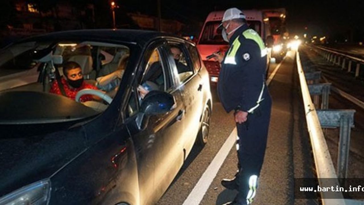 Kısıtlama Kalkıyor, 18 Yaş Altı Velisiyle...