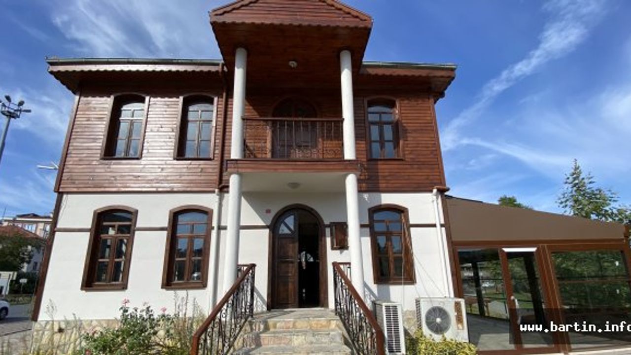 Bartın'da Emekliler, Evine Kavuşuyor