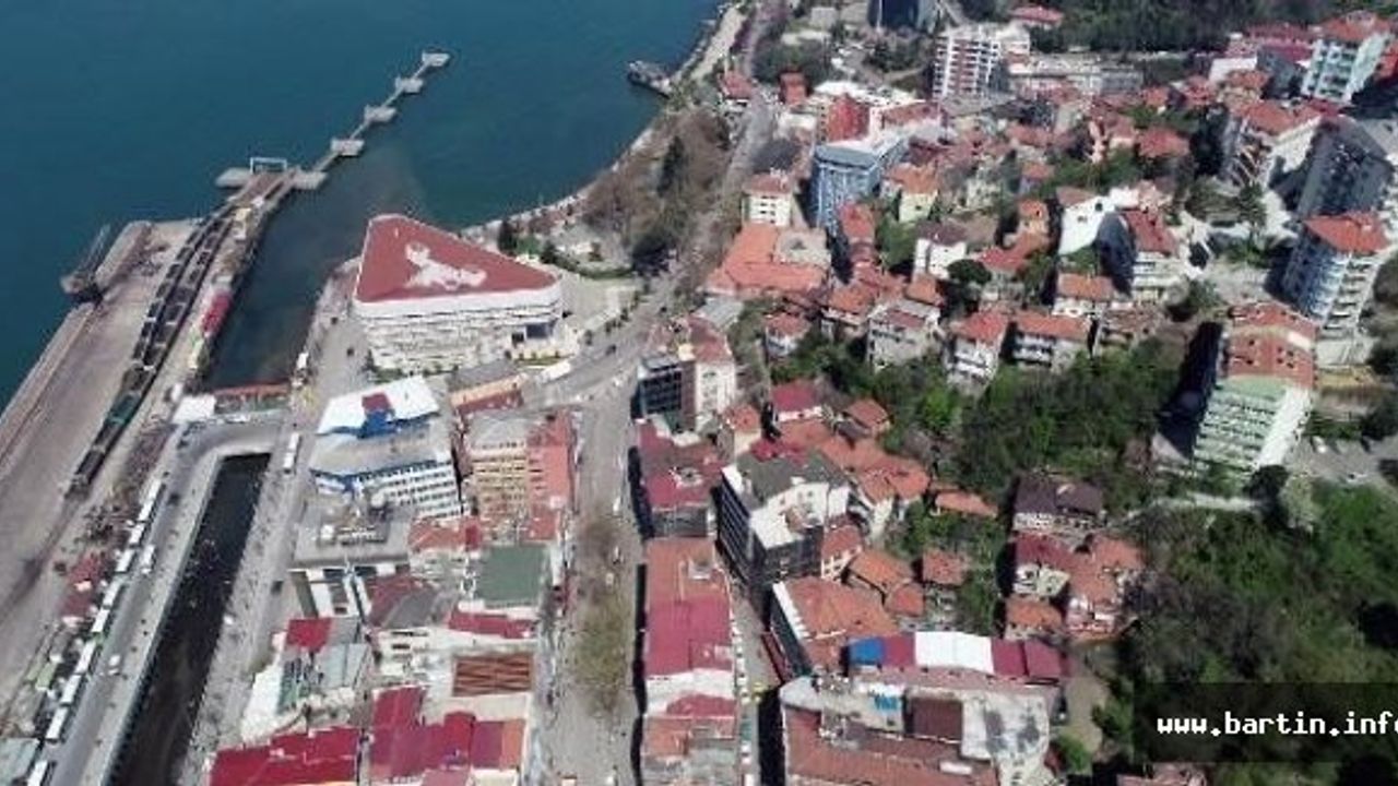 Komşuda kent girişlerinde HES kodu zorunluluğu