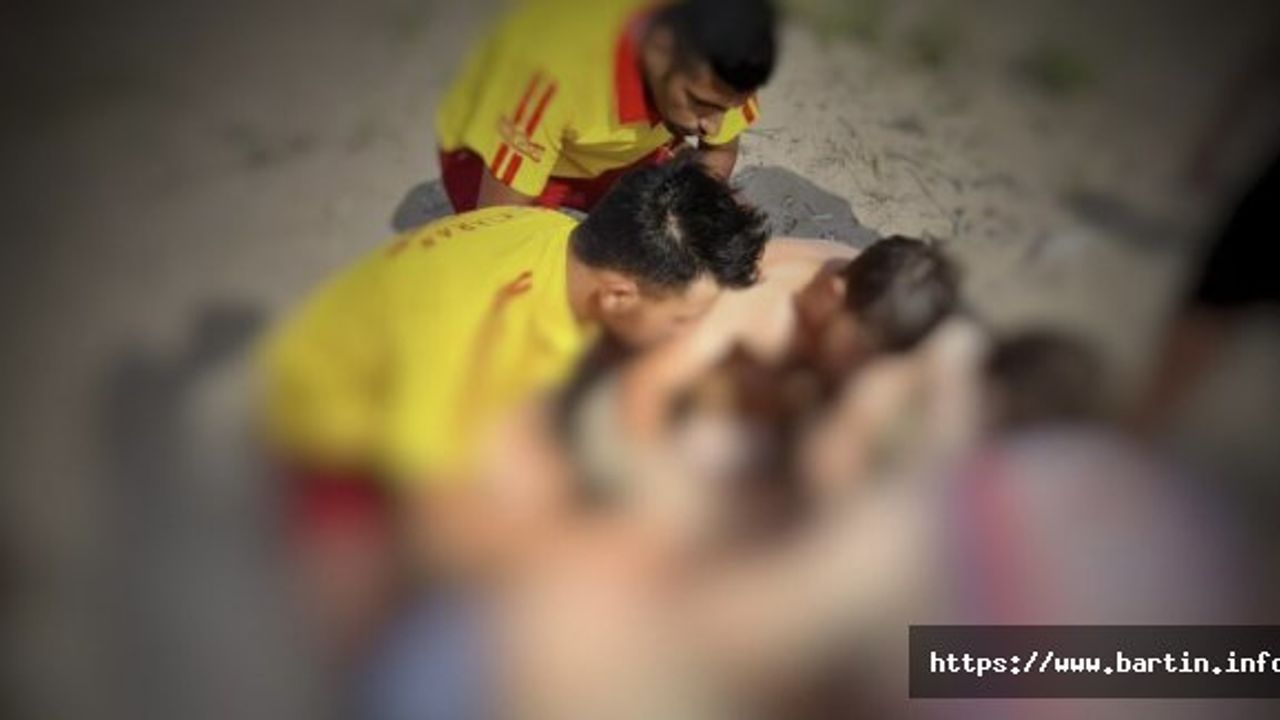 Boğulma Tehlikesi Geçiren Genç Yaşam Mücadelesi Veriyor