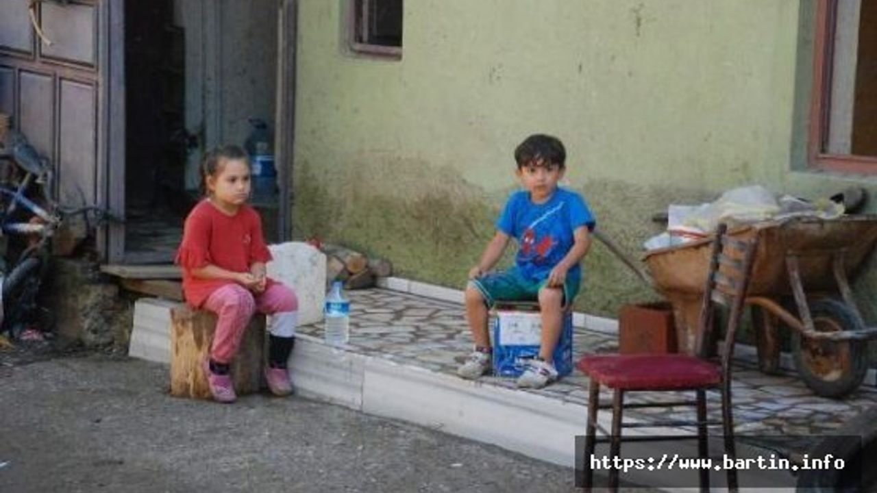 150 Kişilik Ekip Selin İzlerini Silmeye Çalışıyor