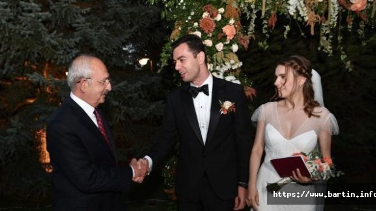 Kılıçdaroğlu, Cenap ve Victoria’nın Nikah Şahidi