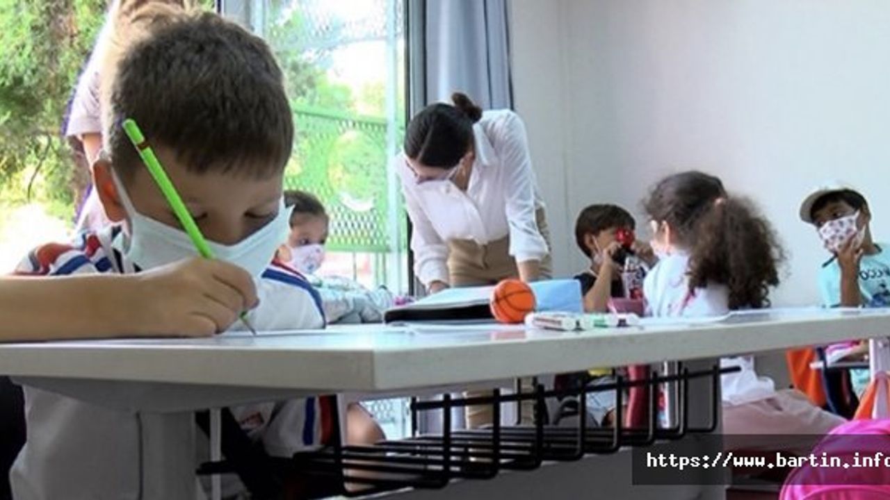 Okullarda Pozitif Vaka Çıkarsa Ne Olacak?
