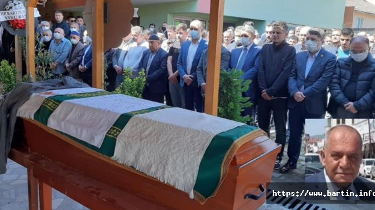 Vefat Eden Muhtar Son Yolculuğa Uğurlandı