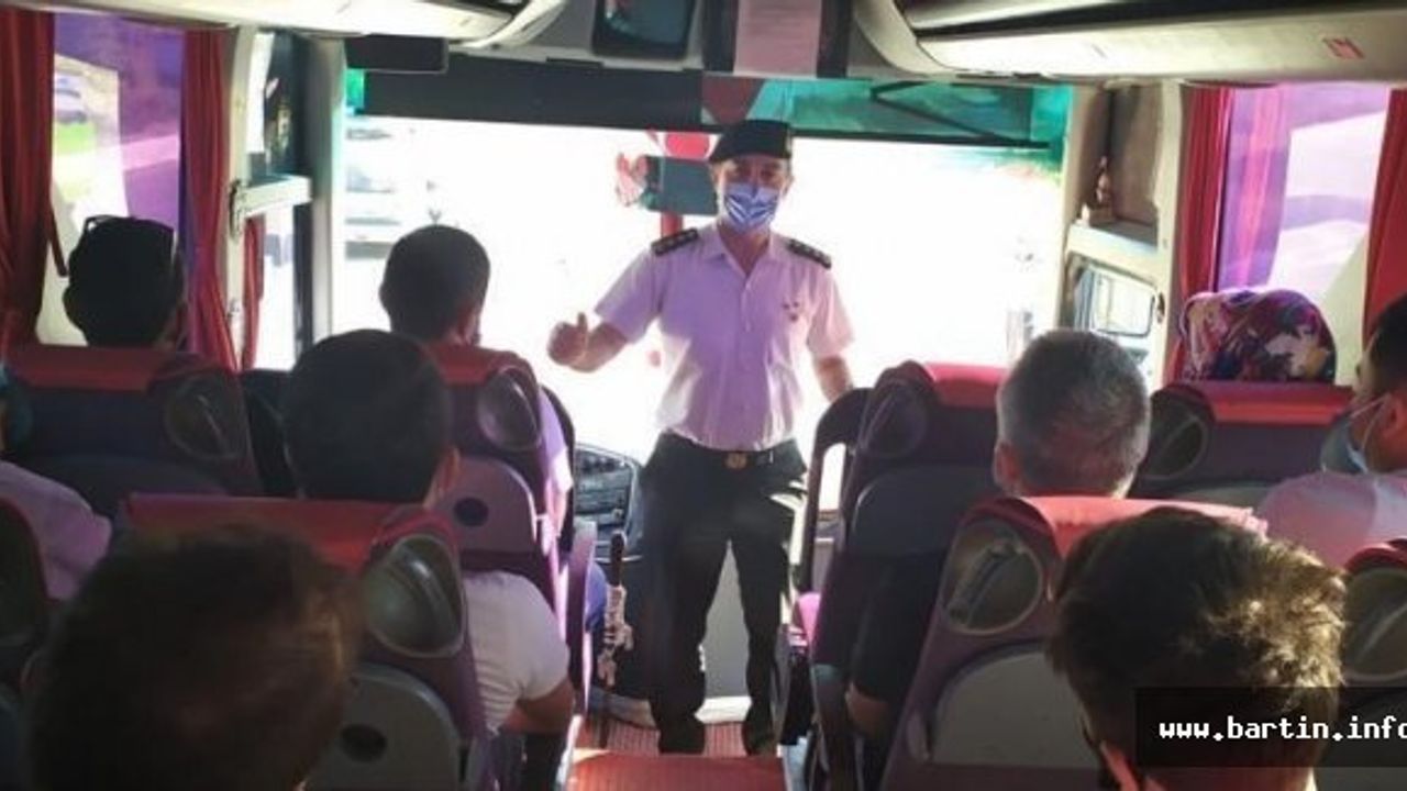 Hastaneler hariç, maske mecburi olmaktan çıktı