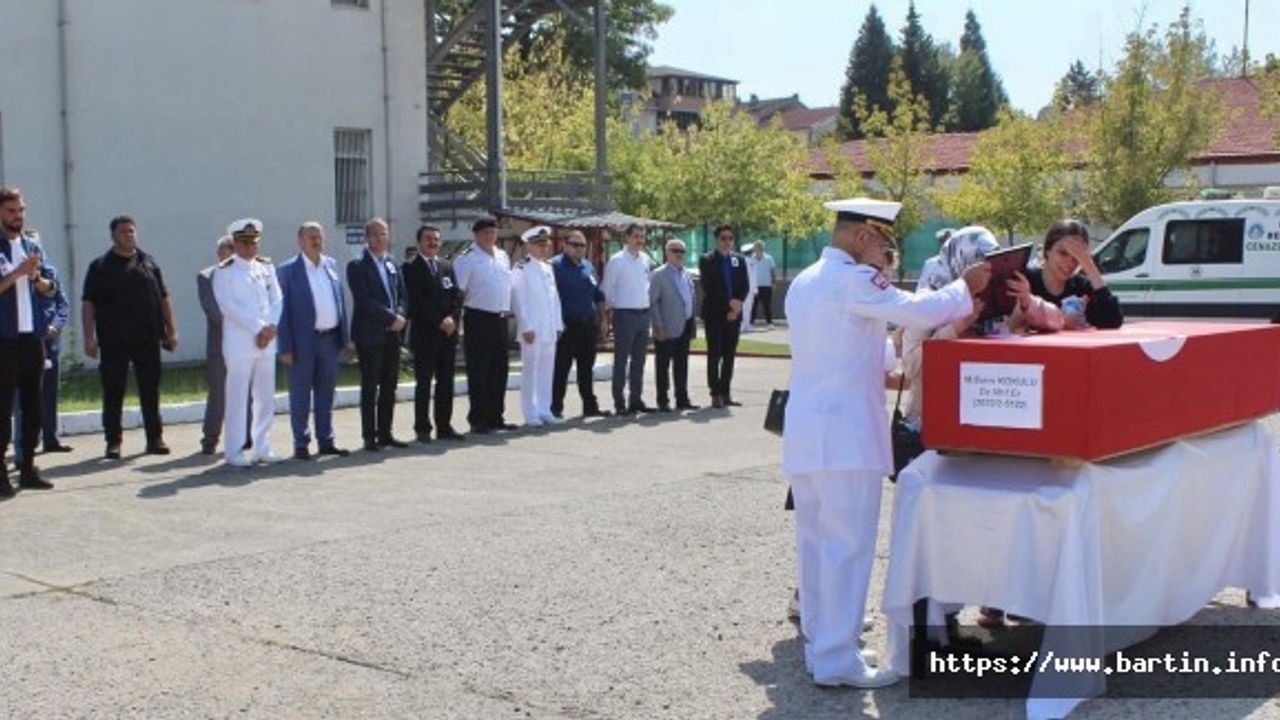 Cesedi Bulunan Muhafız Er İçin Tören