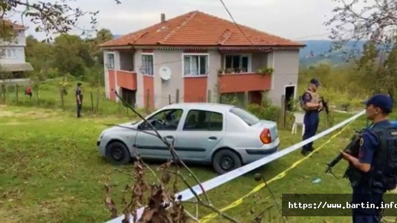 Kan Donduran Cinayet: 2 Ölü, 1 Ağır Yaralı