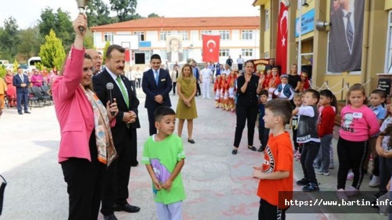 Vali Nurtaç Arslan Ders Zilini Çaldı
