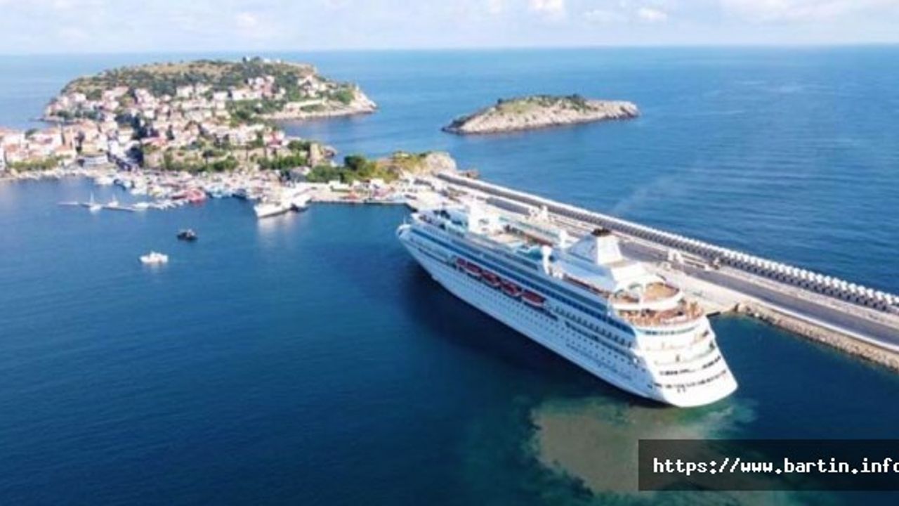 Amasra'da 4 Rus Gelin Gönüllü Turizm Elçisi