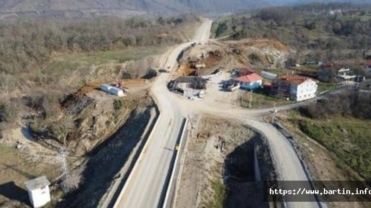 Sel Sularının Yıktığı Bartın-Karabük Yoluna Köprü
