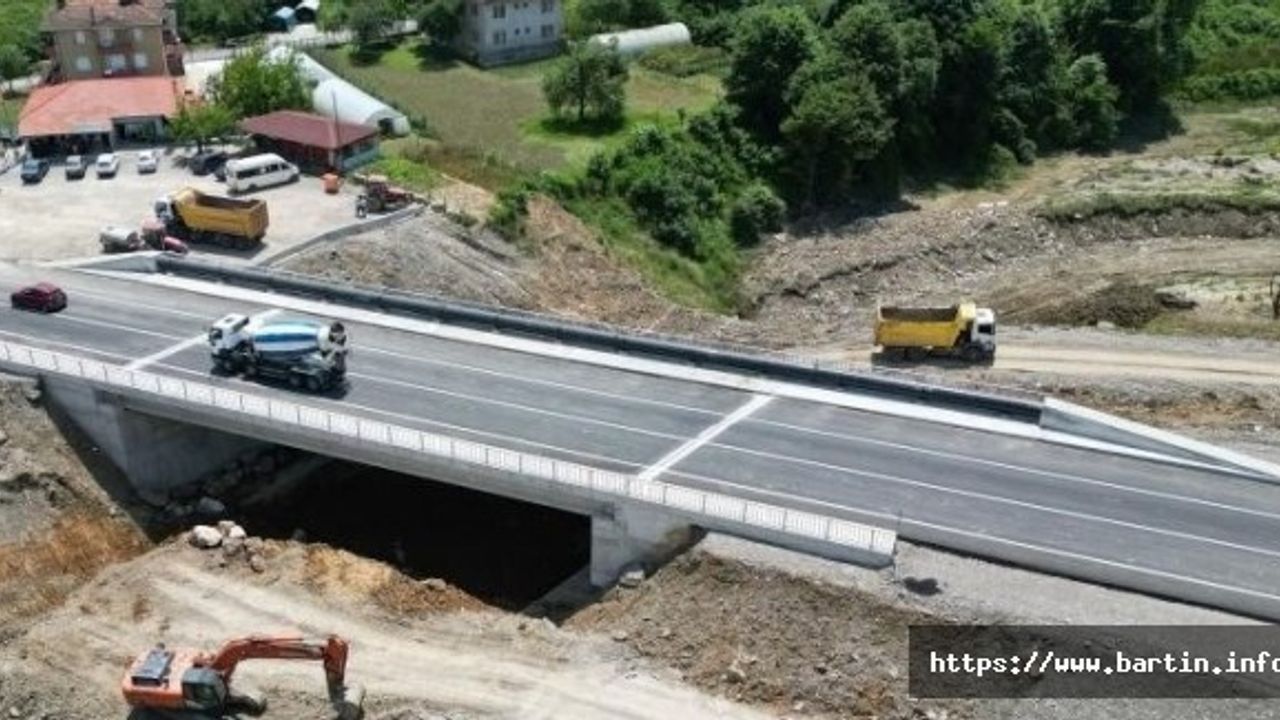 Selde Çöken Yol, 1 yıl 10 Ay Sonra Ulaşıma Açıldı
