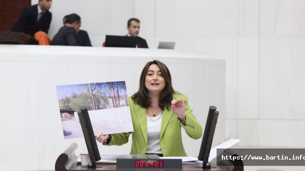 Cam Daraba: Halk ile Irmak Arasına Çin Seddi