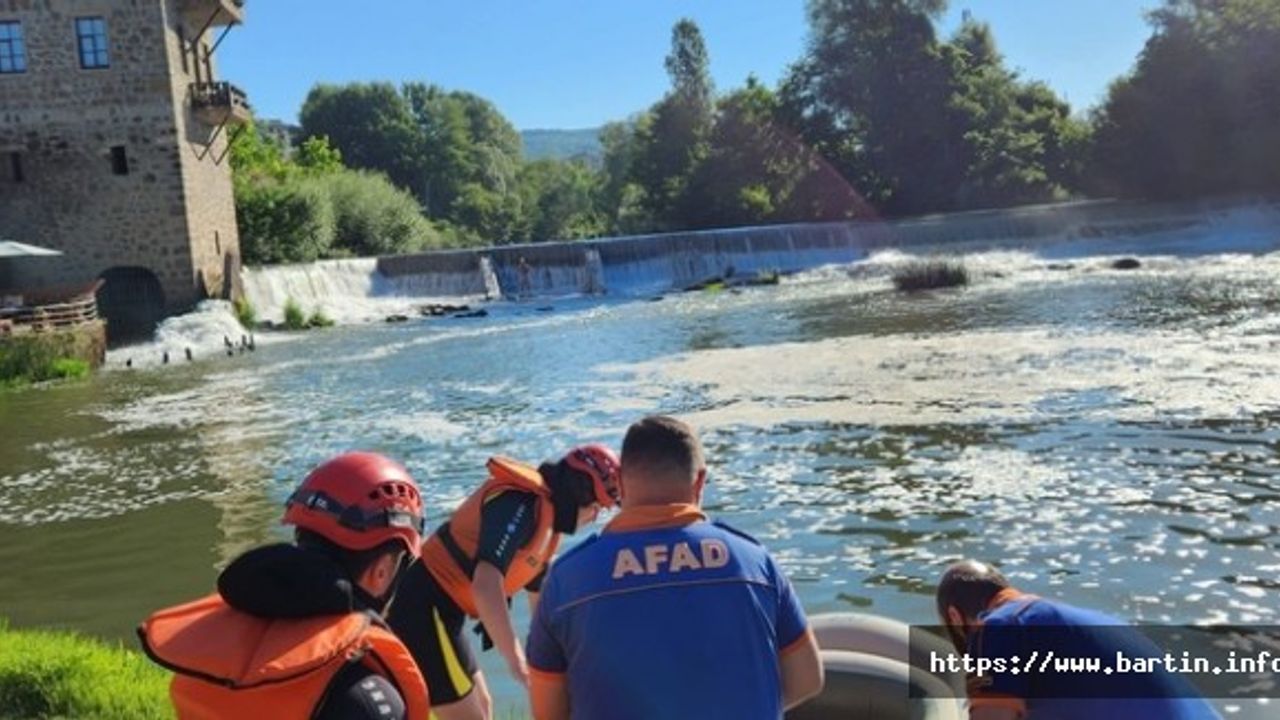 Baraj Kapakları Açıldı, Çağlayan’da Mahsur Kaldı