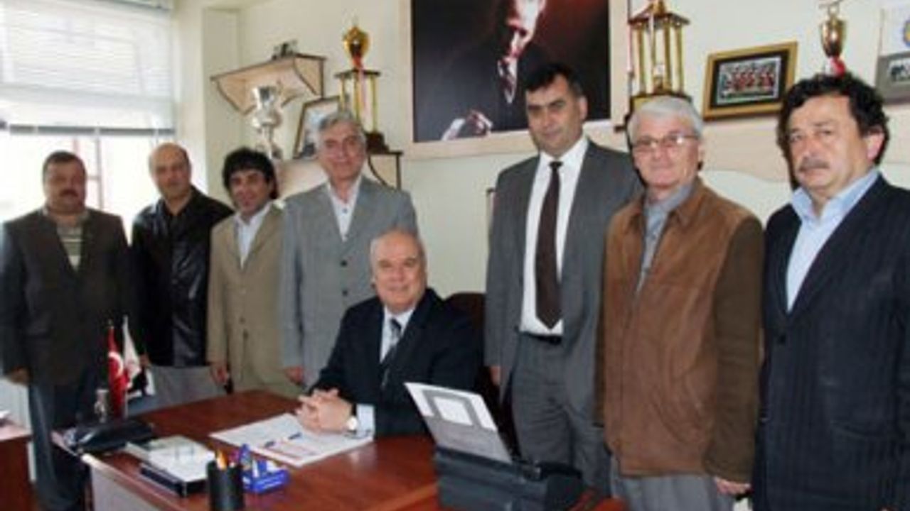 Vali Halil IŞIK, 3.Lige Yükselme Grubu Maçlarında Bartınspor'a Başarılar Diledi