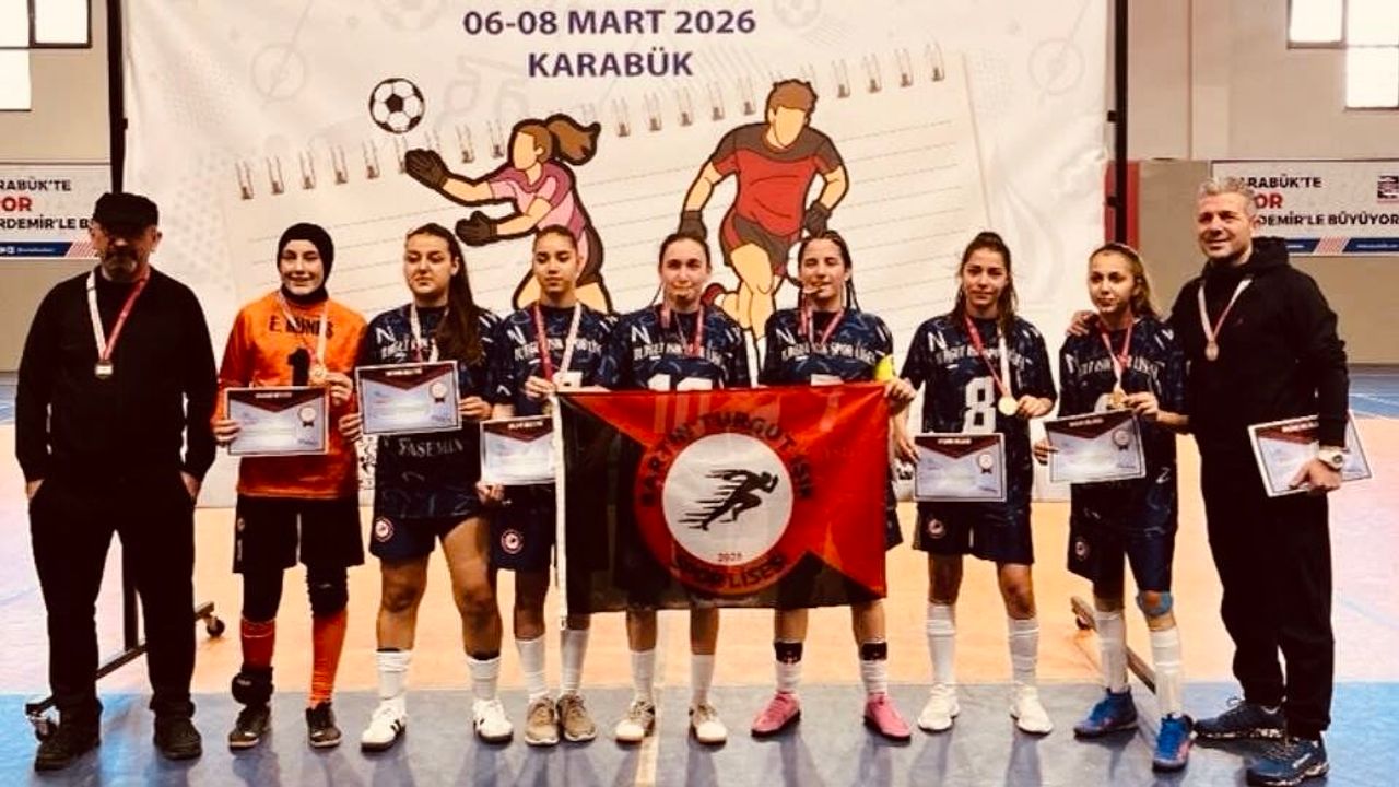 Turgut Işık Spor Lisesi Futsal’da Şampiyon Oldu