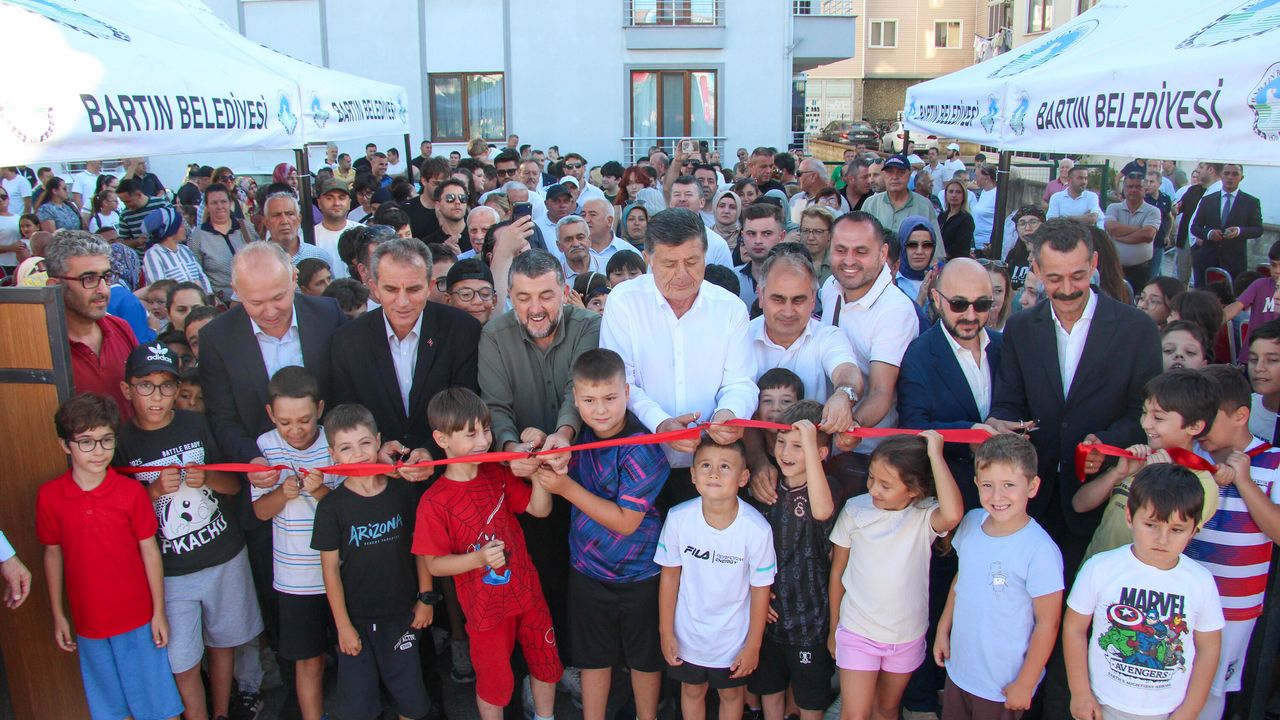 150. Yıl Bartın Belediyesi Spor Kompleksi Hizmete Açıldı