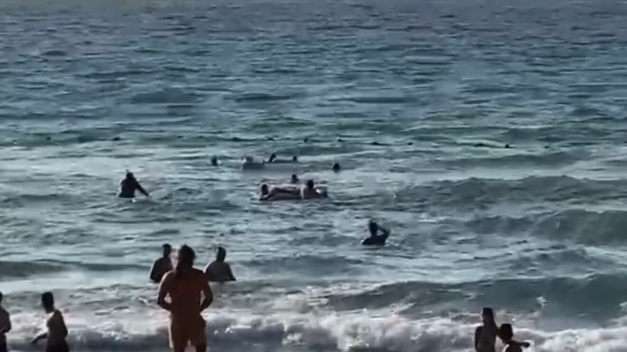 Amasra’da denizde boğulma tehlikesi geçiren çocuk kurtarıldı